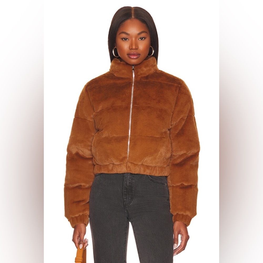 Superdown Cropped Puffer Jacket - Picture 2 of 4